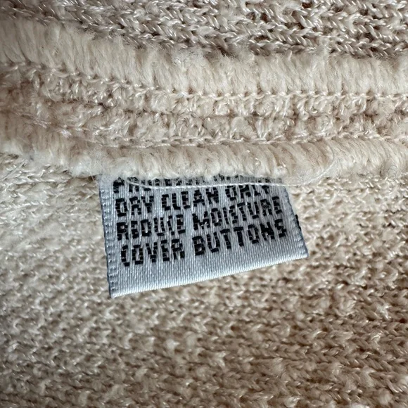 St. John Suit Set - Skirt and Blazer - Picture 8 of 9